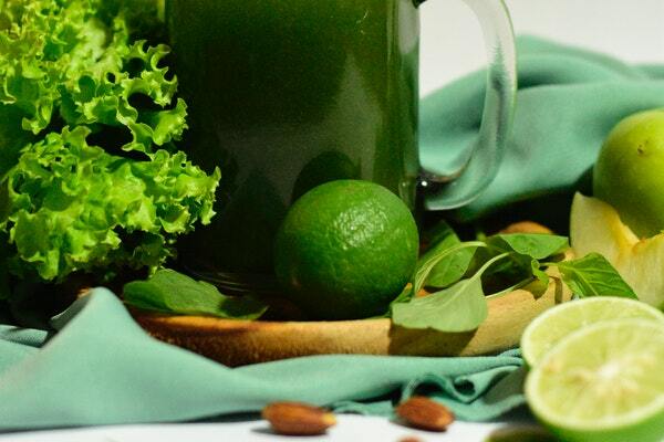 jugo verde- licuados verdes -beneficios jugos verdes